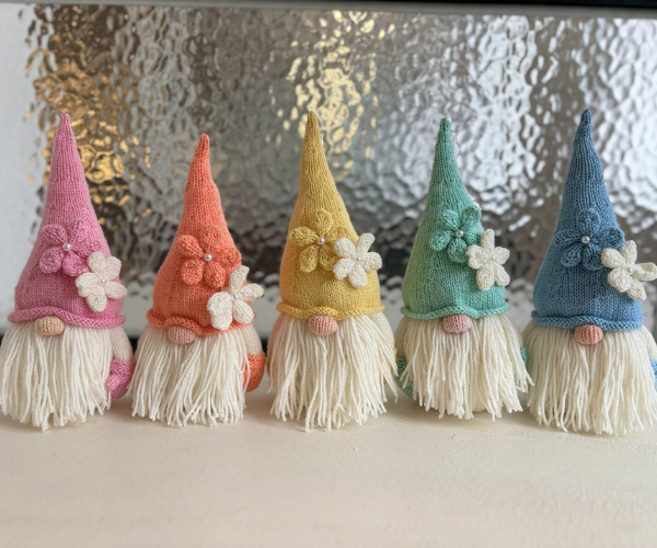 Gnomes Knitting Pattern