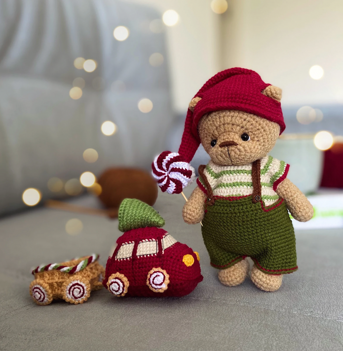 Candy bear Crochet Pattern + Gingerbread train