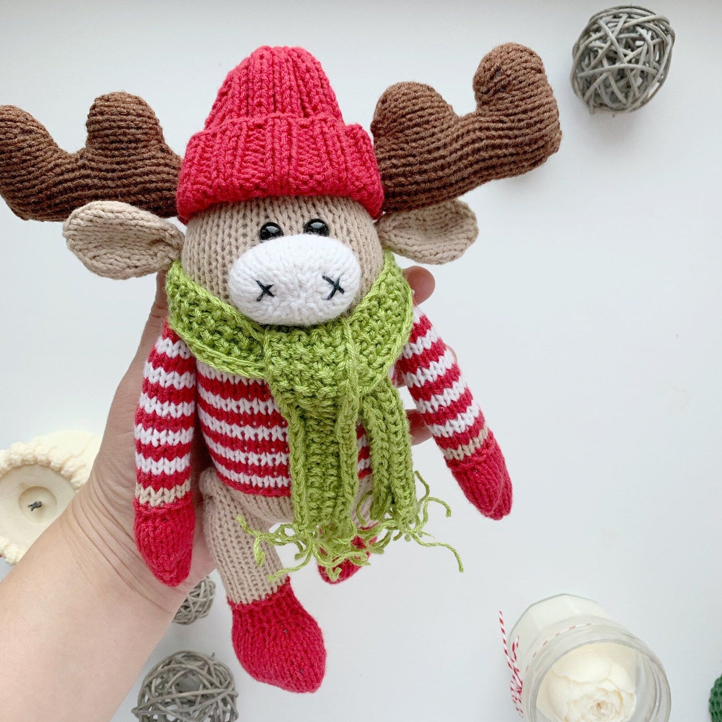 Christmas Deer Knitting Pattern